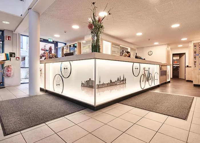 Jugendgästehaus Aasee * Munster (North Rhine-Westphalia)