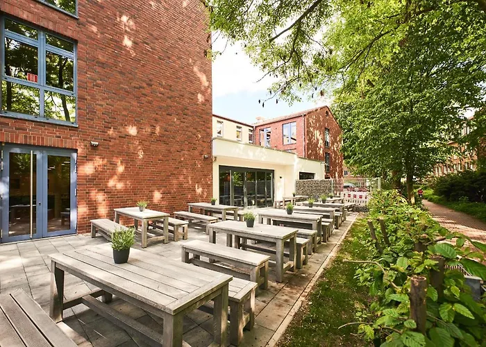 Jugendgästehaus Aasee * Munster (North Rhine-Westphalia)