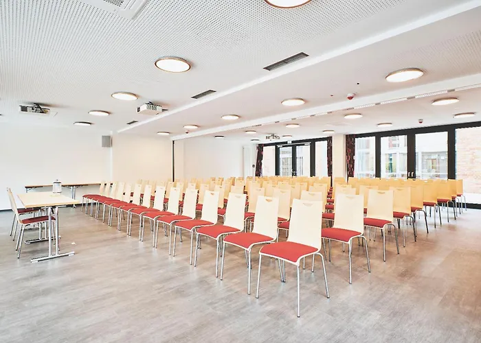 Jugendgästehaus Aasee Hostel *